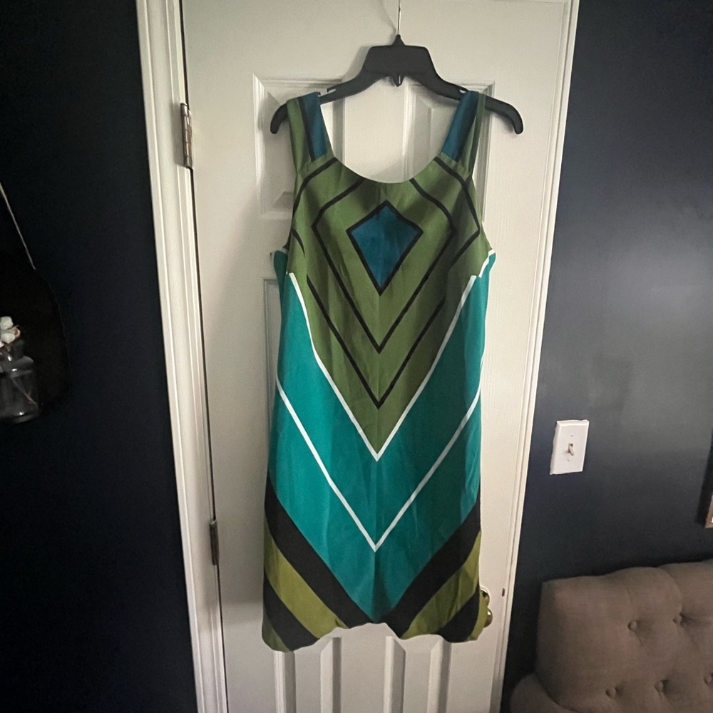 Signature by Robbie Bee Green sleeveless dress